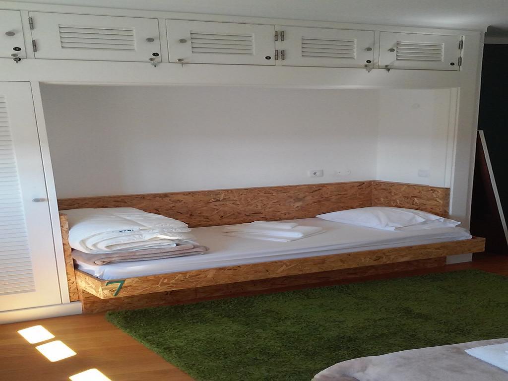 Guimaraesliving - Hostel & Adventure Экстерьер фото